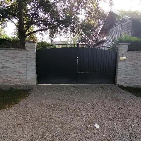 Le Domaine De Shania *